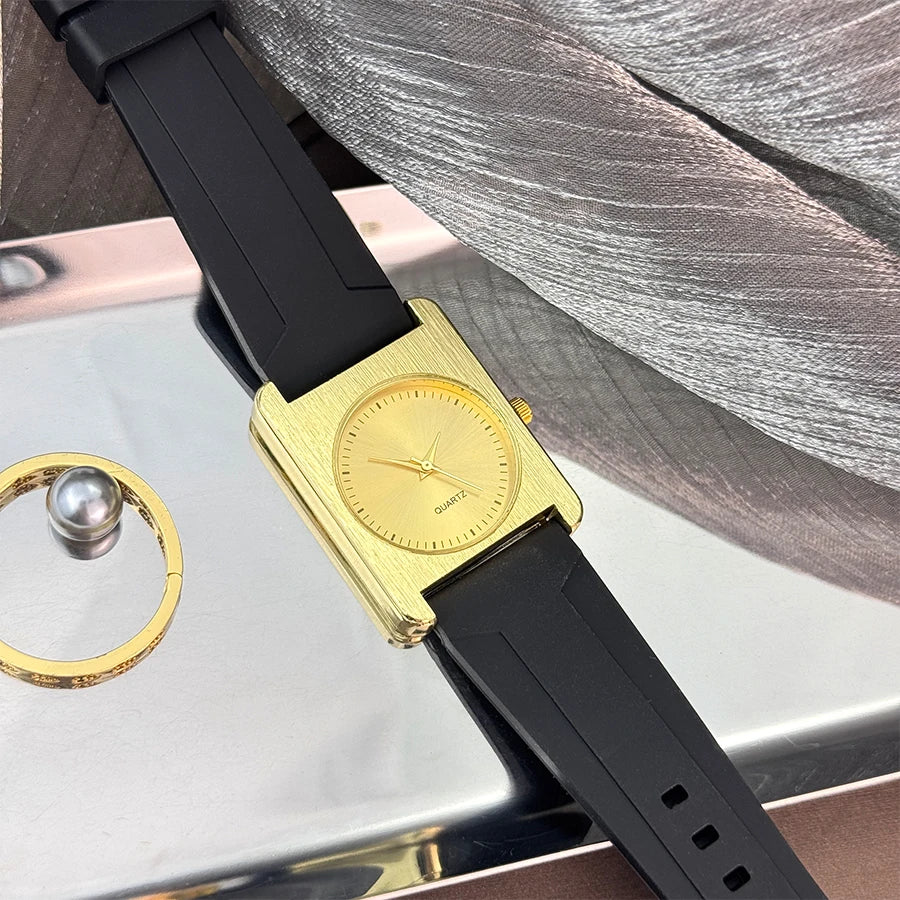 Nouveau  Montre carré Dopaamine couleur mode grand cadran coque brossée bracelet en Silicone haut de gamme montre pour femme