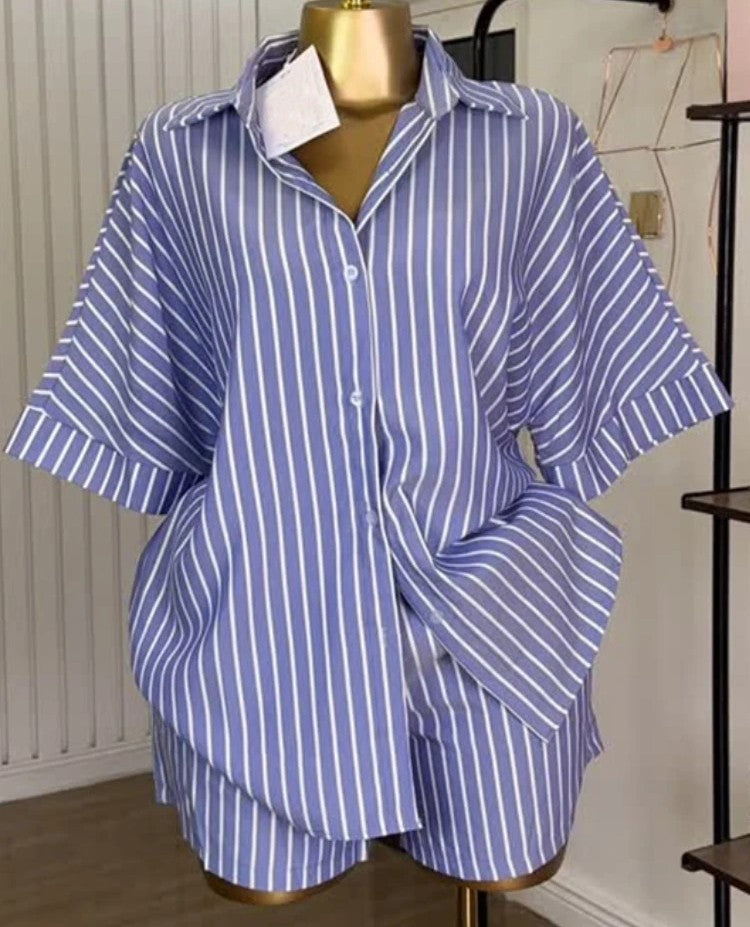 Ensemble rayé pour femmes,  chemise blouse et short rabattus à manches mi-longues, Chic, tenue d' été 2026