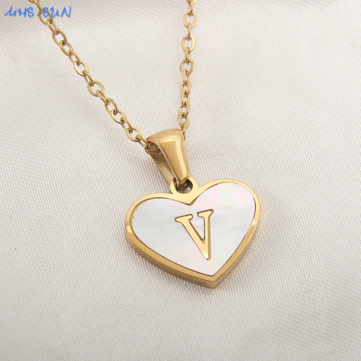 collier avec initiales en forme de cœur en acier inoxydable pour femmes et filles, plaqué or A-Z 26 lettres, pendentif ras du cou, bijoux cadeaux d'anniversaire