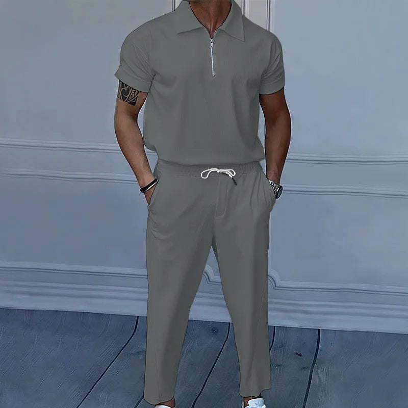 Ensemble pour hommes  couleur unie, revers, manches courtes, fermeture éclair, pantalon, nouvelle collection 2026