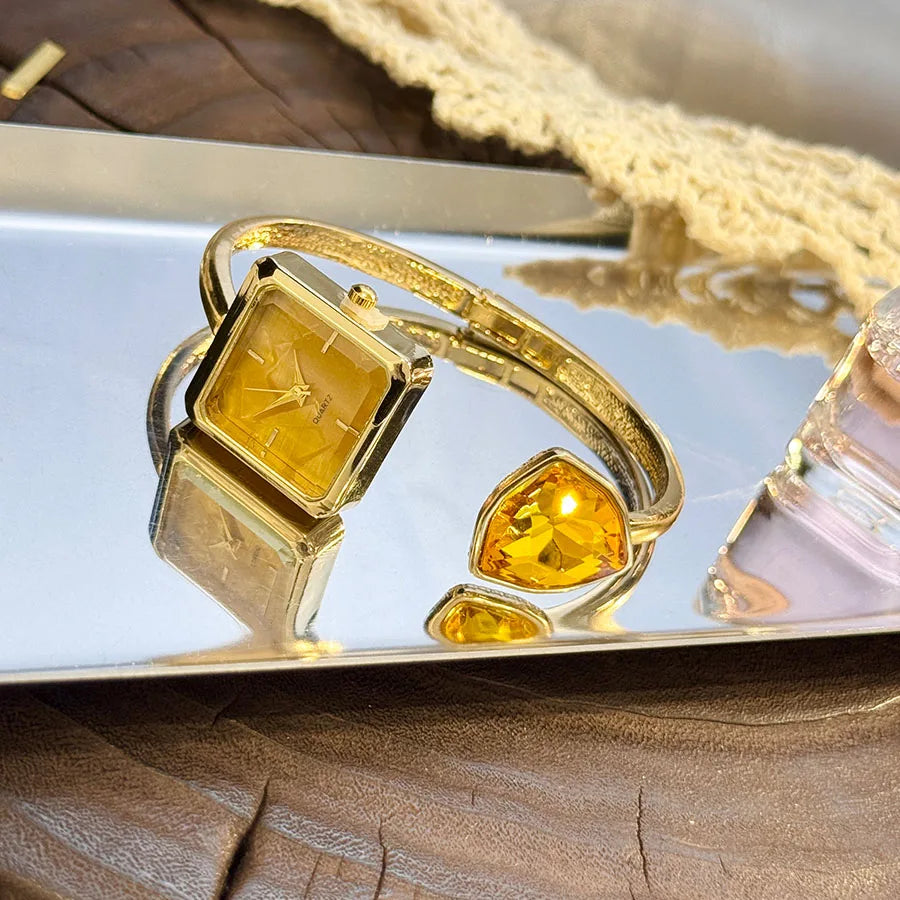 Nouvelle montre-Bracelet ouvert pour femme, forme assortie, couleur diamant, pierres précieuses, montre-Bracelet à Quartz haut de gamme, montre élégante pour paresseux