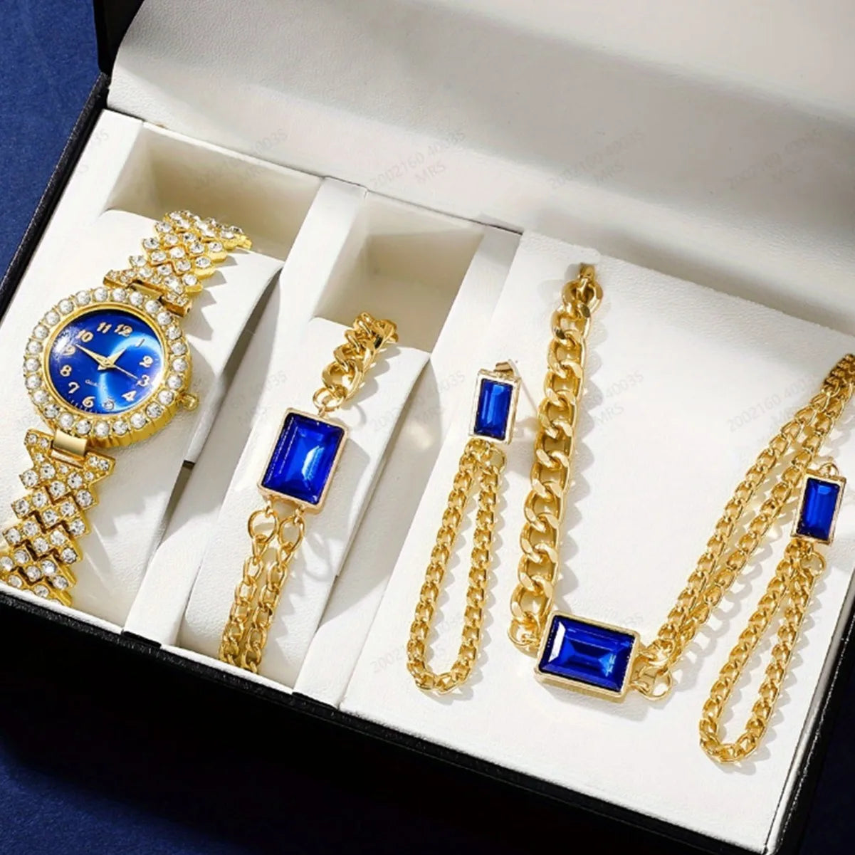 coffret cadeau ; Ensemble de diamants populaires, polyvalent, petit cadran, montre à quartz pour femmes, ensemble de bijoux en cristal de 4 pièces