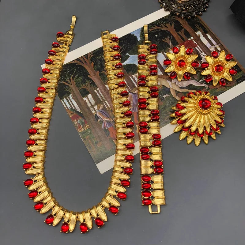 Ensemble haut de gamme pour femmes, mode européenne et américaine, style rétro, collier, boucles d'oreilles, broche, bracelet, banquet
