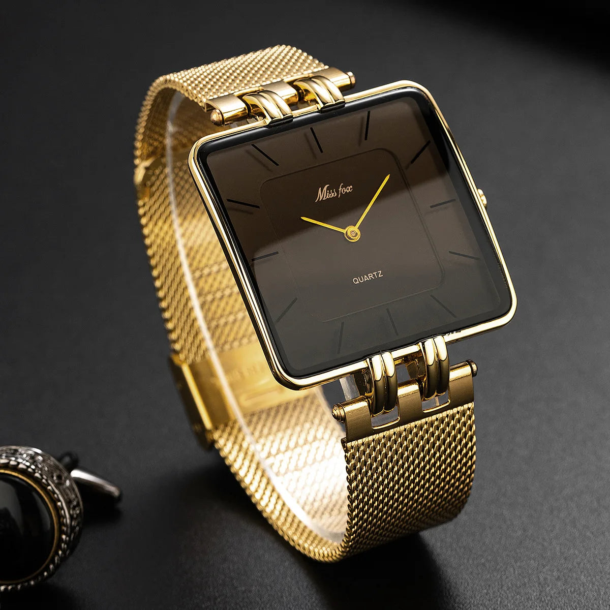 Hommes montre affaires moyen-orient classique Simple en acier inoxydable Couple montre étanche femmes mode Quartz horloge montres
