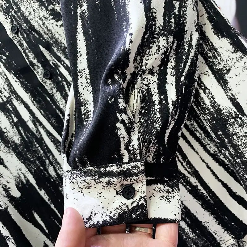 Chemise à rayures rétro à l'encre de style pour hommes , chemise à manches longues,  2026