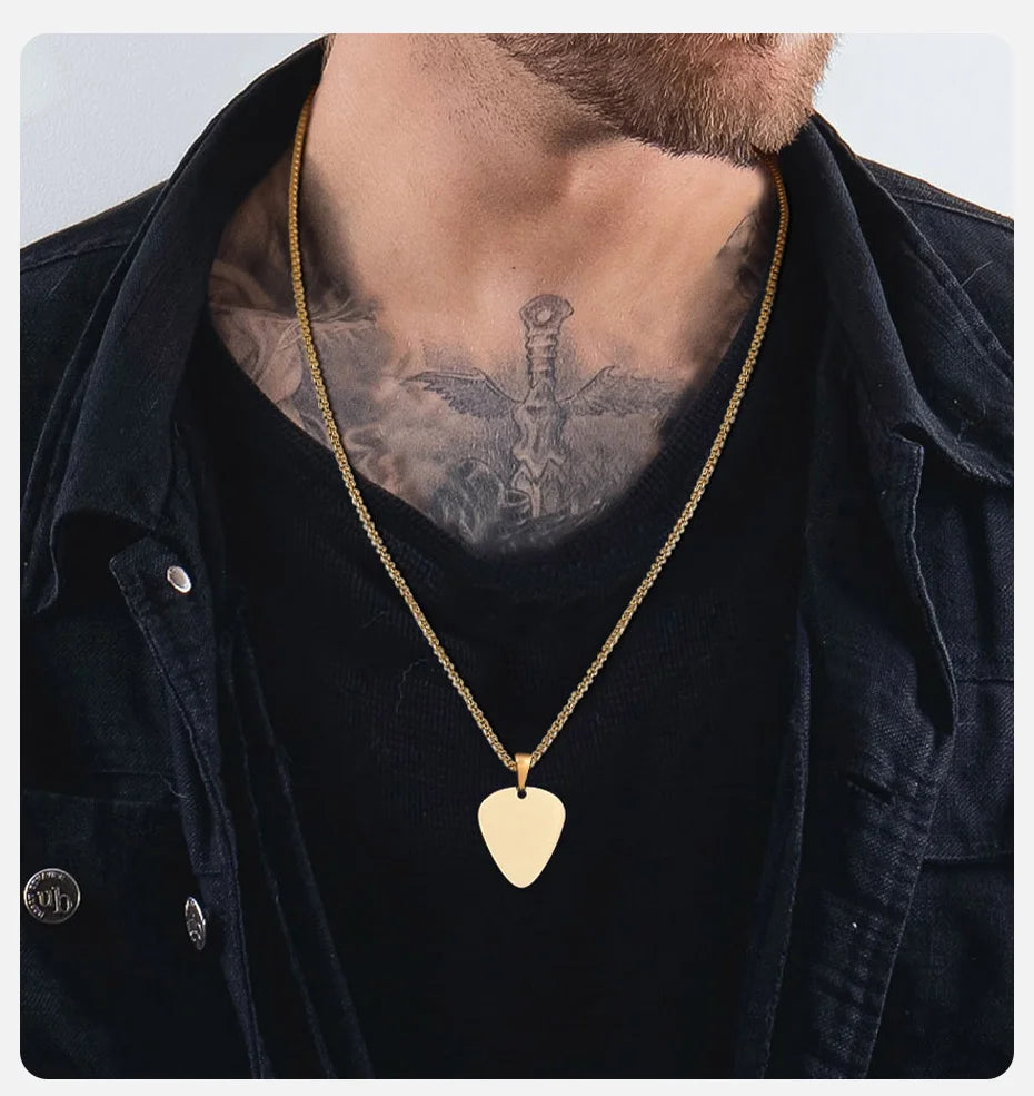 colliers de plectres de guitare avec nom personnalisé gratuit, pendentif de plectre de guitare personnalisé avec chaîne de boîte, cadeau pour les amoureux de la musique