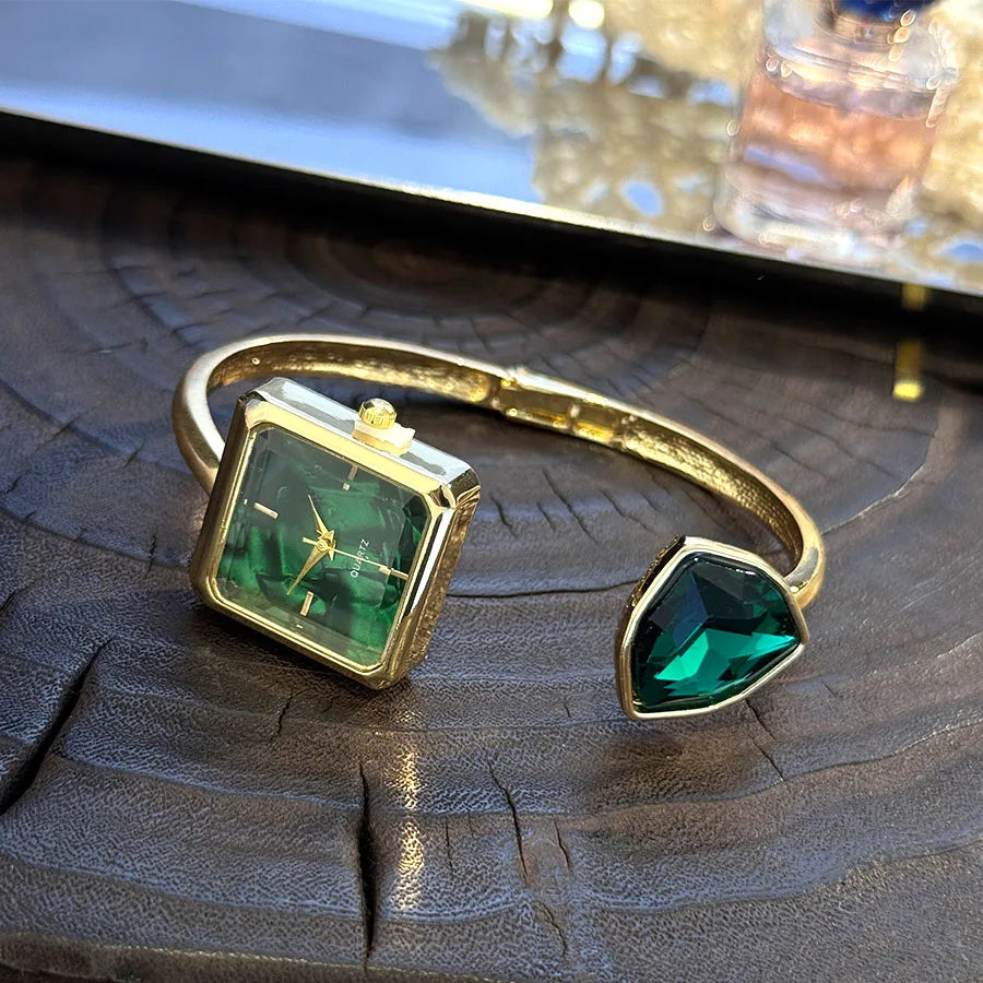 Nouvelle montre-Bracelet ouvert pour femme, forme assortie, couleur diamant, pierres précieuses, montre-Bracelet à Quartz haut de gamme, montre élégante pour paresseux