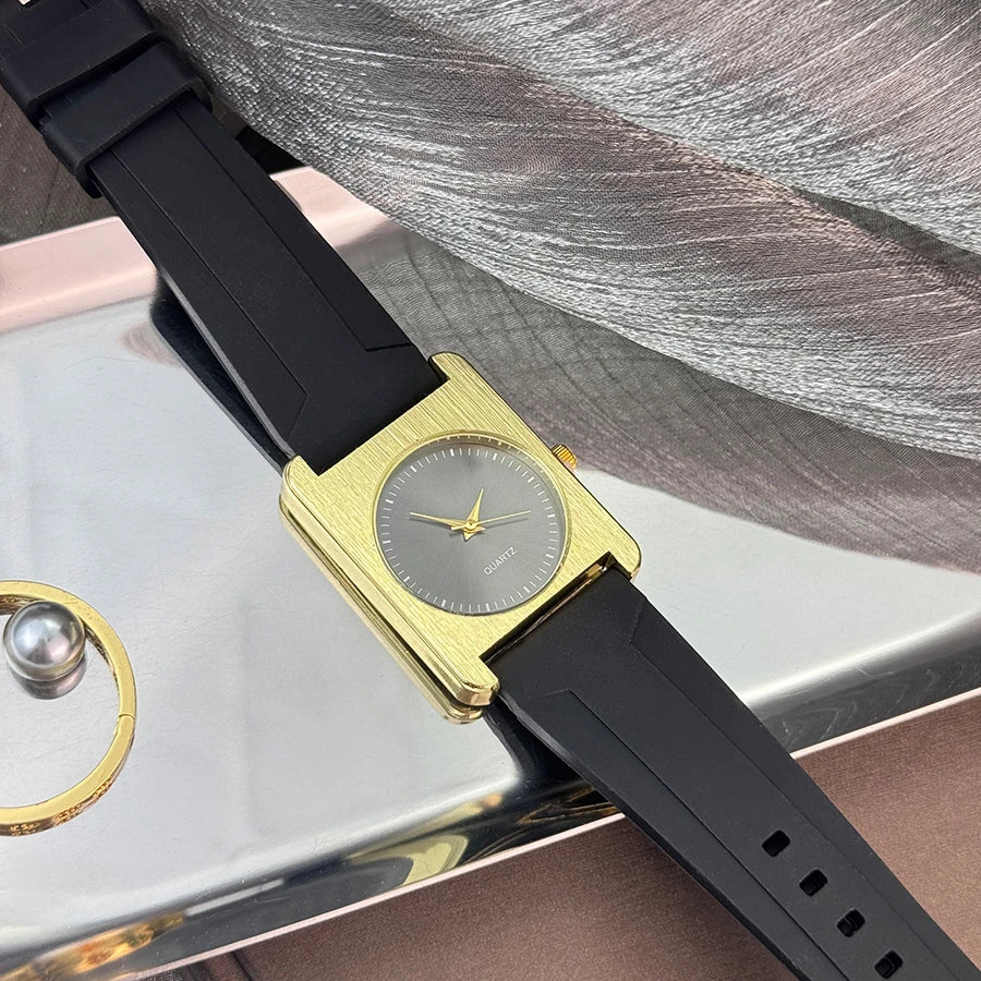 Nouveau  Montre carré Dopaamine couleur mode grand cadran coque brossée bracelet en Silicone haut de gamme montre pour femme