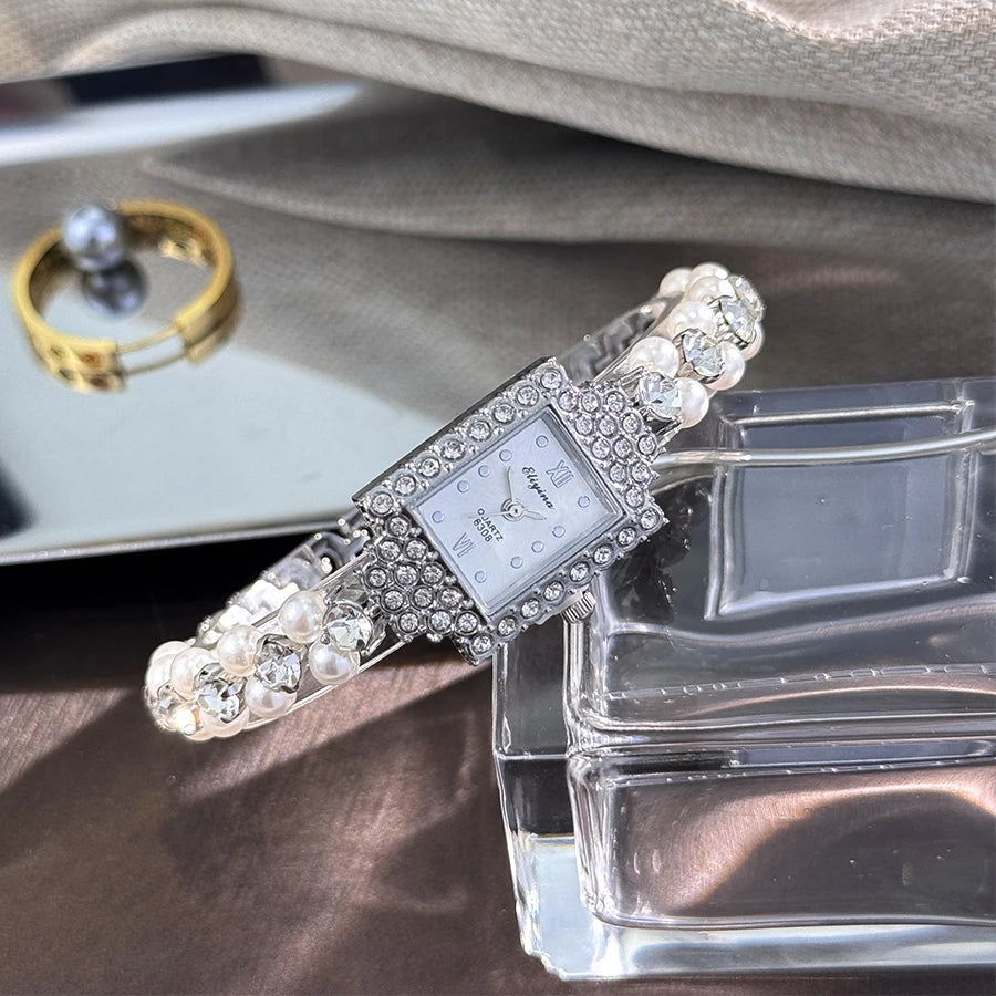 Montre  Double rangée exquis petite perle Bracelet montre carré incrusté de diamants lumière luxe dames montre à Quartz