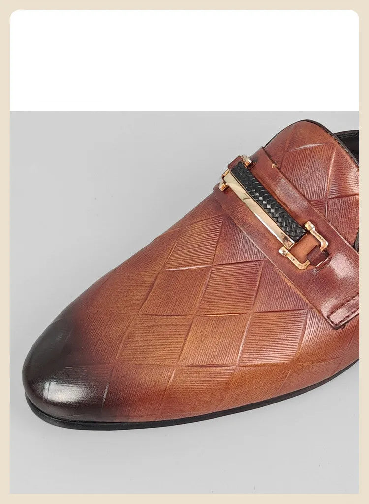 Mules plates pour hommes, pantoufles à enfiler en cuir de vache véritable, mocassins de luxe à motif Gerling, demi-chaussures fermées à bout pointu