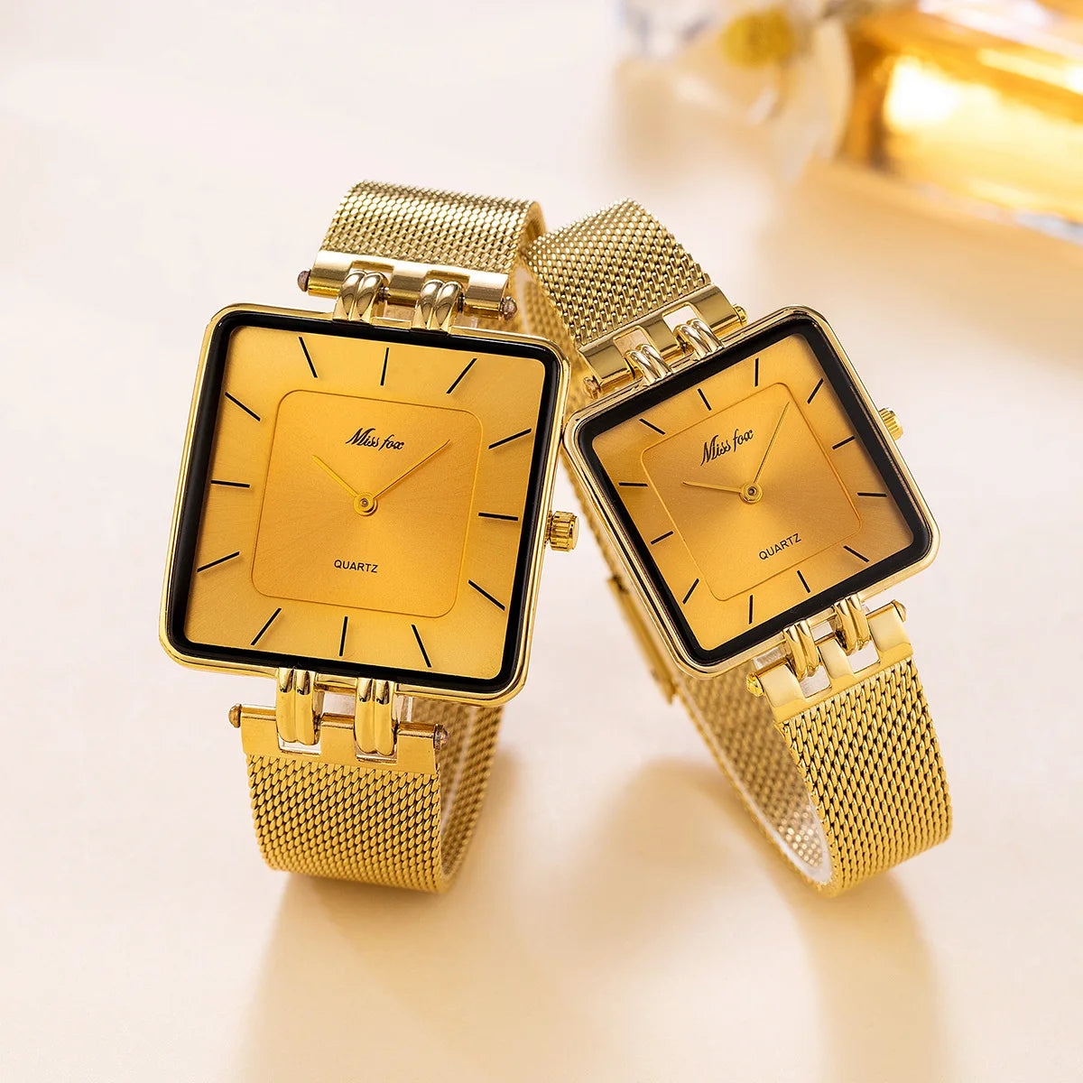 Hommes montre affaires moyen-orient classique Simple en acier inoxydable Couple montre étanche femmes mode Quartz horloge montres