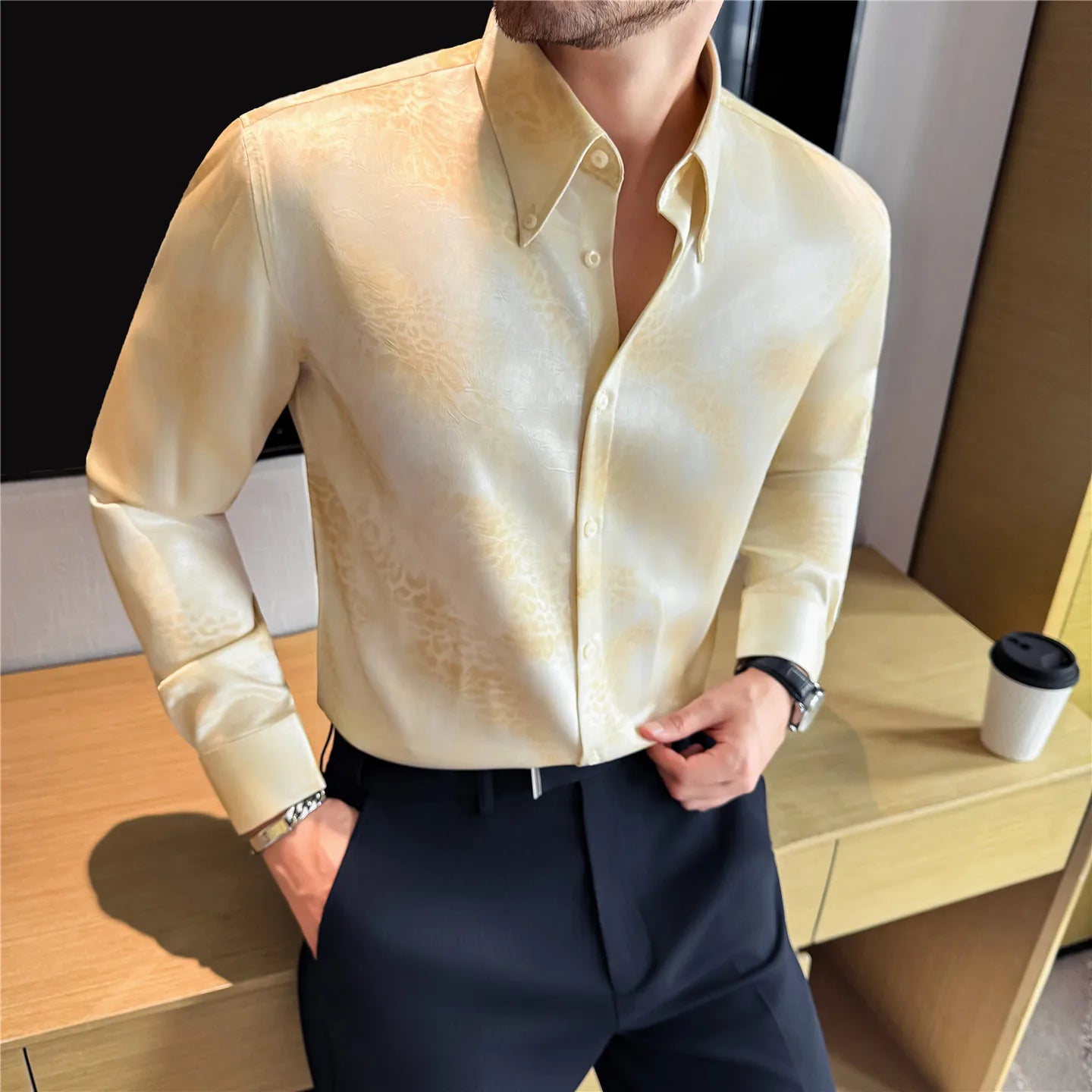 Chemises coréennes de luxe à imprimé dégradé pour hommes, chemise sociale à manches longues de haute qualité, robe cintrée drapée, chemisiers d'affaires