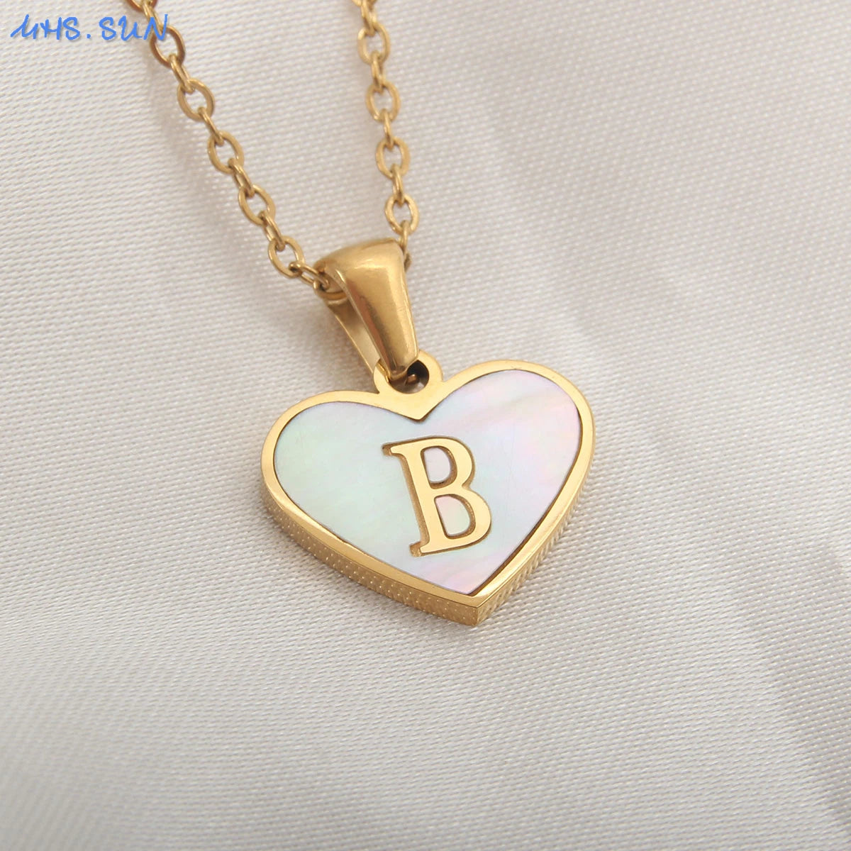 collier avec initiales en forme de cœur en acier inoxydable pour femmes et filles, plaqué or A-Z 26 lettres, pendentif ras du cou, bijoux cadeaux d'anniversaire