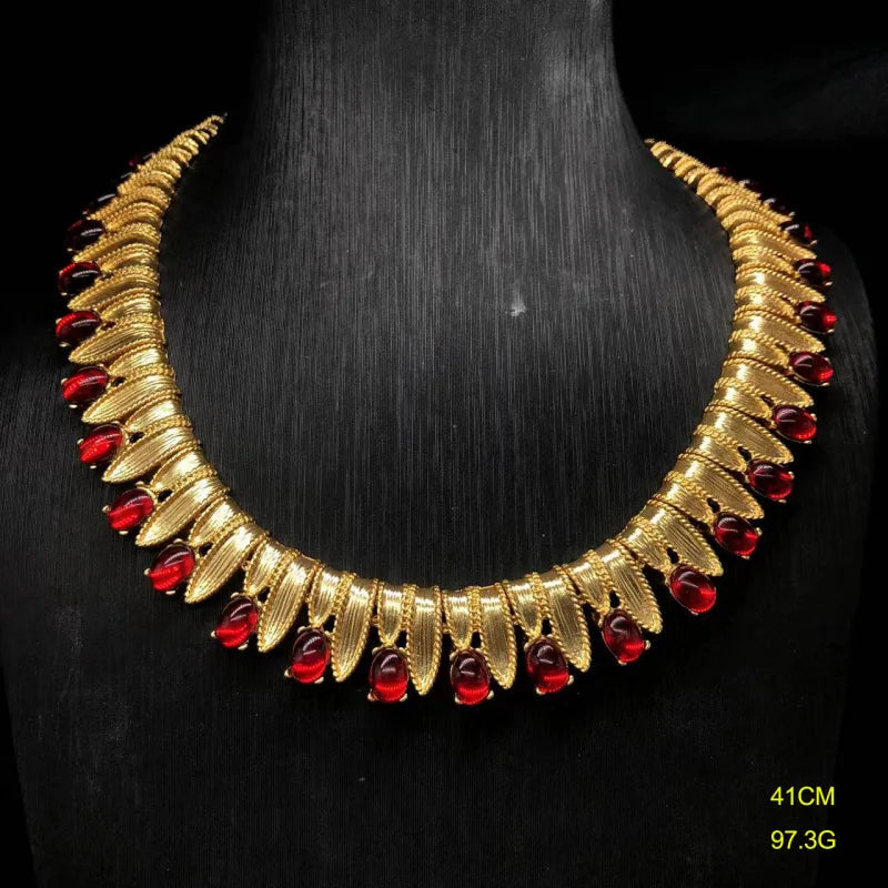 Ensemble haut de gamme pour femmes, mode européenne et américaine, style rétro, collier, boucles d'oreilles, broche, bracelet, banquet