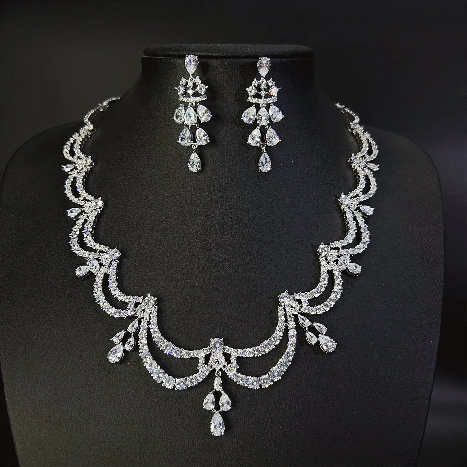 Haute sensation lumière luxe bijoux collier boucles d'oreilles 2 pièces ensemble saoudien mariage bal femmes robe vacances cadeau Banquet M-612