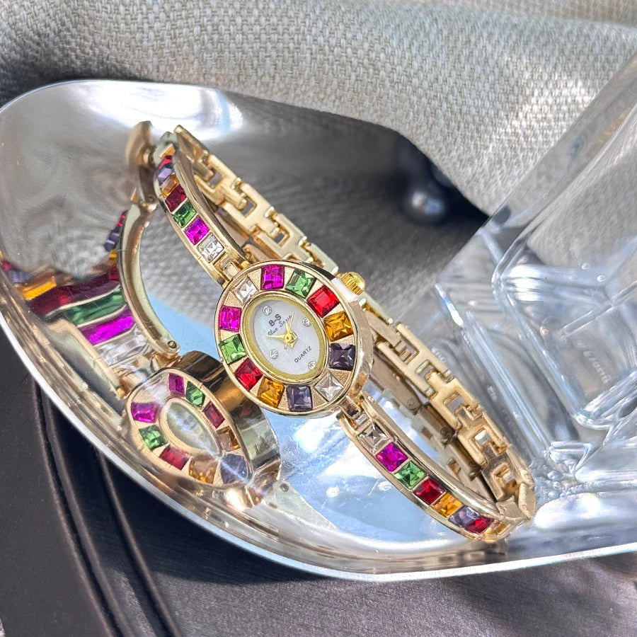 Couleur zircon avancé diamant montre pour femme niche bracelet bracelet petite montre à quartz exquise transfrontalière offre spéciale