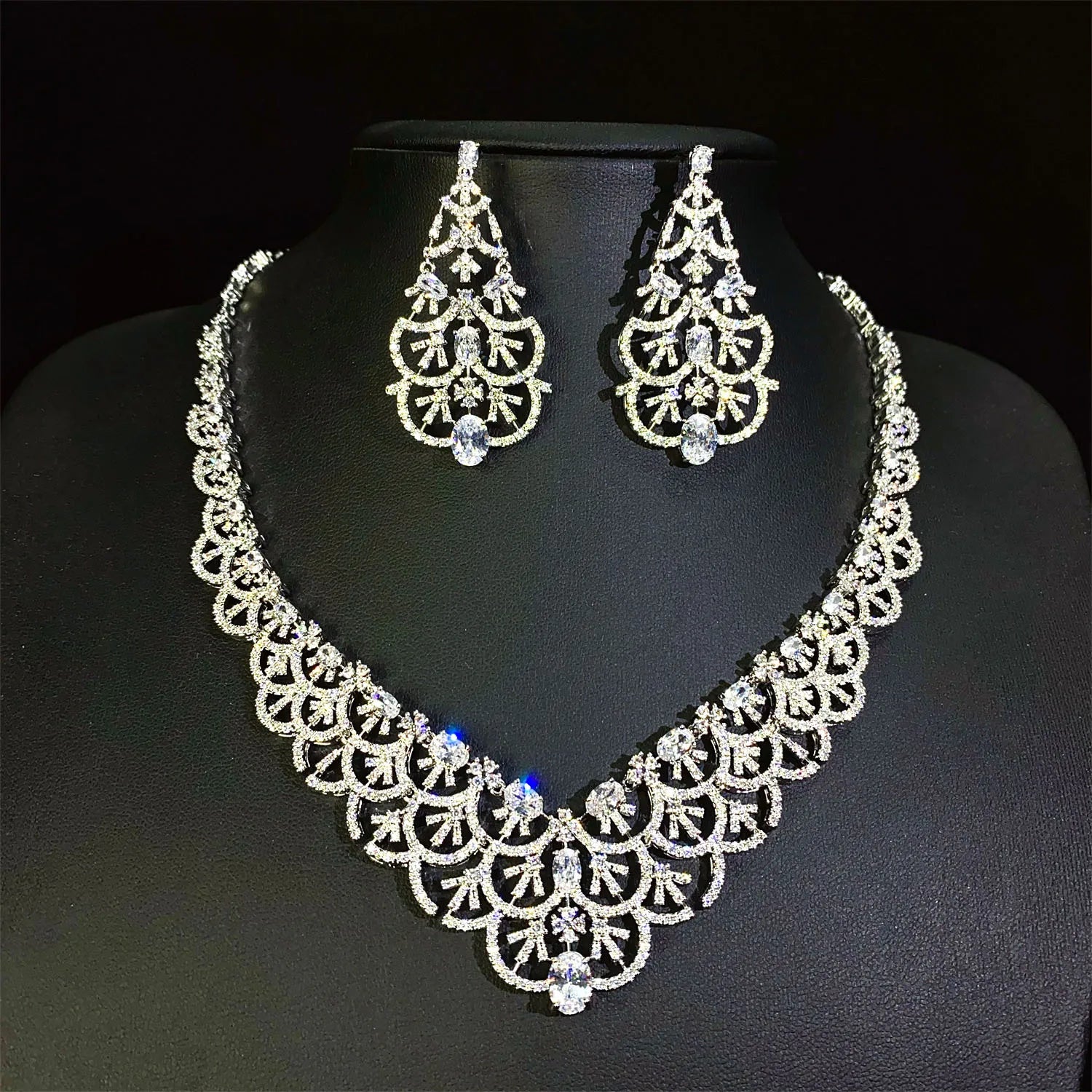 Haute sensation lumière luxe bijoux collier boucles d'oreilles 2 pièces ensemble saoudien mariage bal femmes robe vacances cadeau Banquet M-612