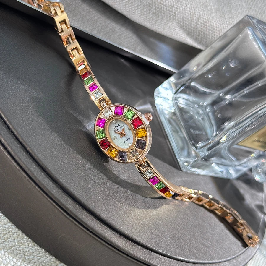 Couleur zircon avancé diamant montre pour femme niche bracelet bracelet petite montre à quartz exquise transfrontalière offre spéciale