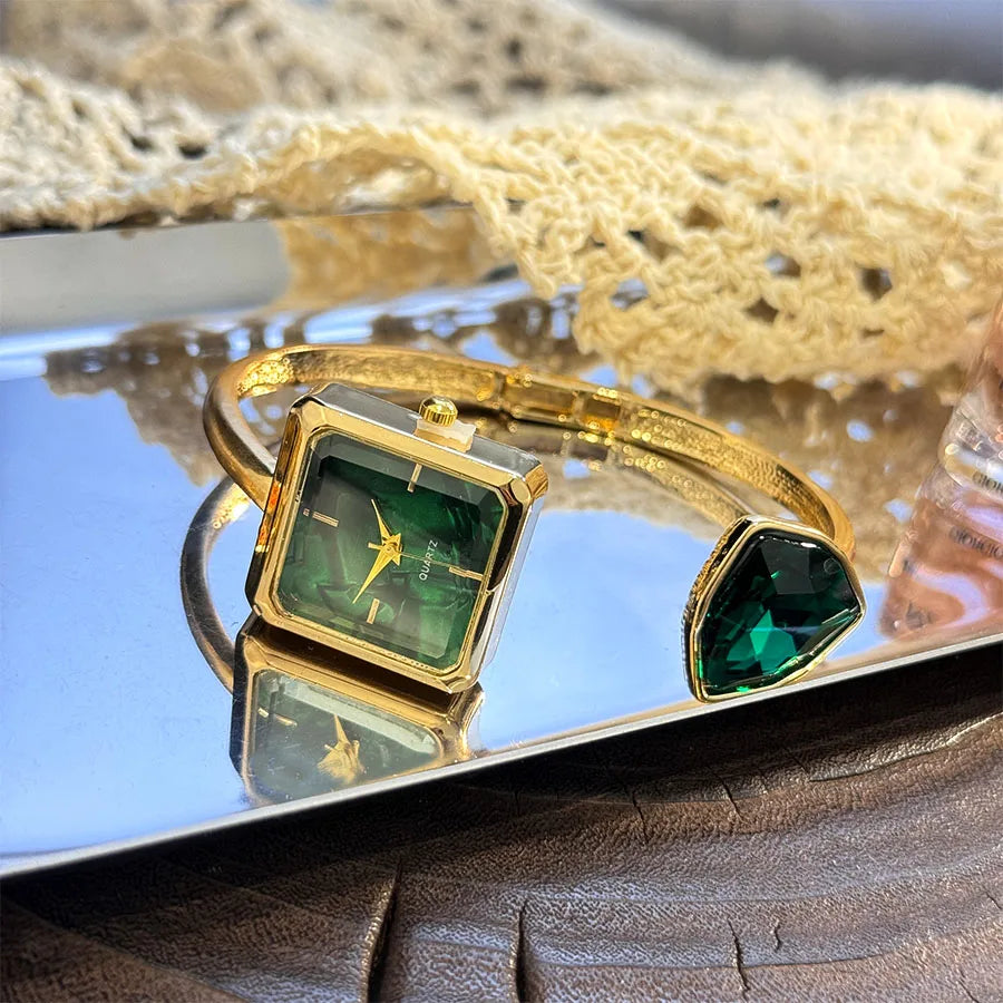 Nouvelle montre-Bracelet ouvert pour femme, forme assortie, couleur diamant, pierres précieuses, montre-Bracelet à Quartz haut de gamme, montre élégante pour paresseux