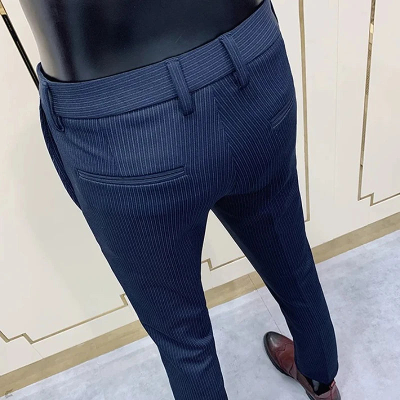 Mode rayé costume pantalon hommes coupe ajustée cheville serrée pantalon Social hommes bureau fête pantalon hommes affaires coupe ajustée robe pantalon