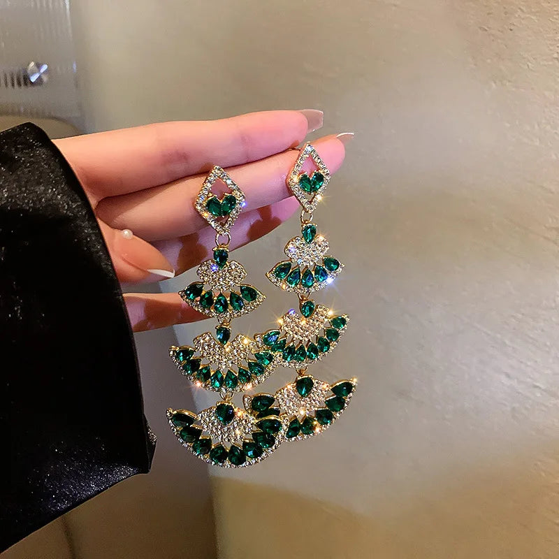 Boucles d'oreilles en strass émeraude incrusté pour femmes, Unique, mode, Zircon vert, goutte d'eau, scintillante, luxe, bijoux de mariage de styliste