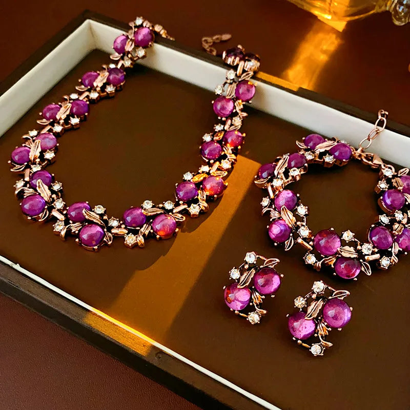 Collier rouge pour femme, fleur de cuir chevelu, breloques en métal, bracelet vintage, ensembles de bijoux exquis, tempérament, vente en gros