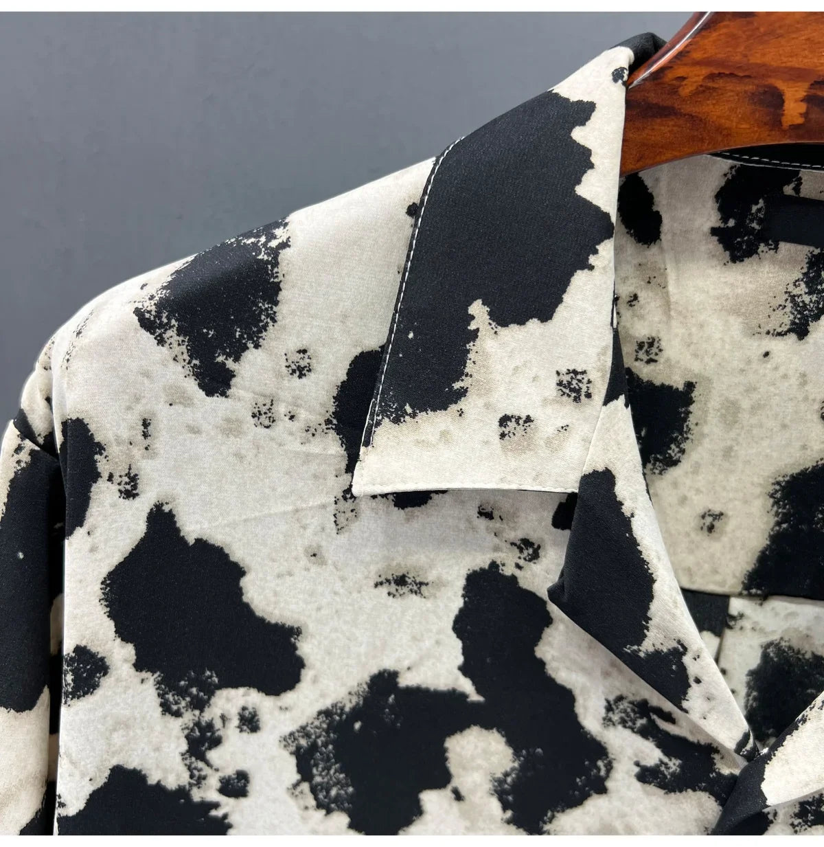 Chemise pour homme fragments mode imprimé de haute qualité  à manches courtes ample