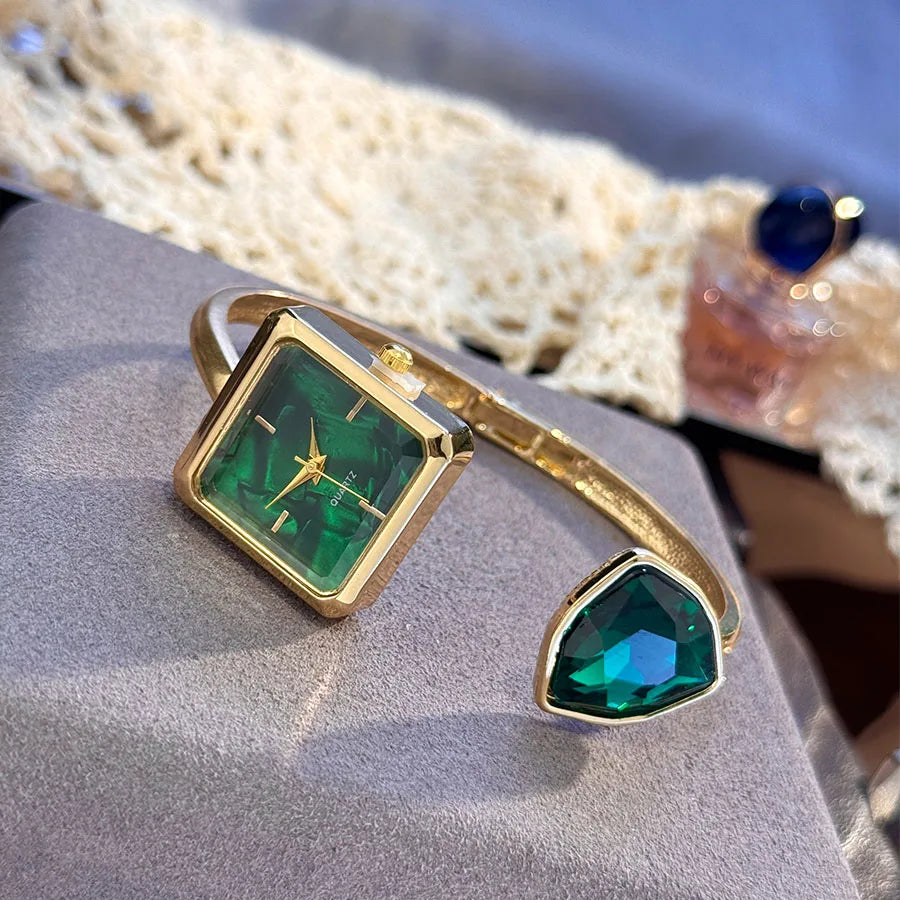 Nouvelle montre-Bracelet ouvert pour femme, forme assortie, couleur diamant, pierres précieuses, montre-Bracelet à Quartz haut de gamme, montre élégante pour paresseux
