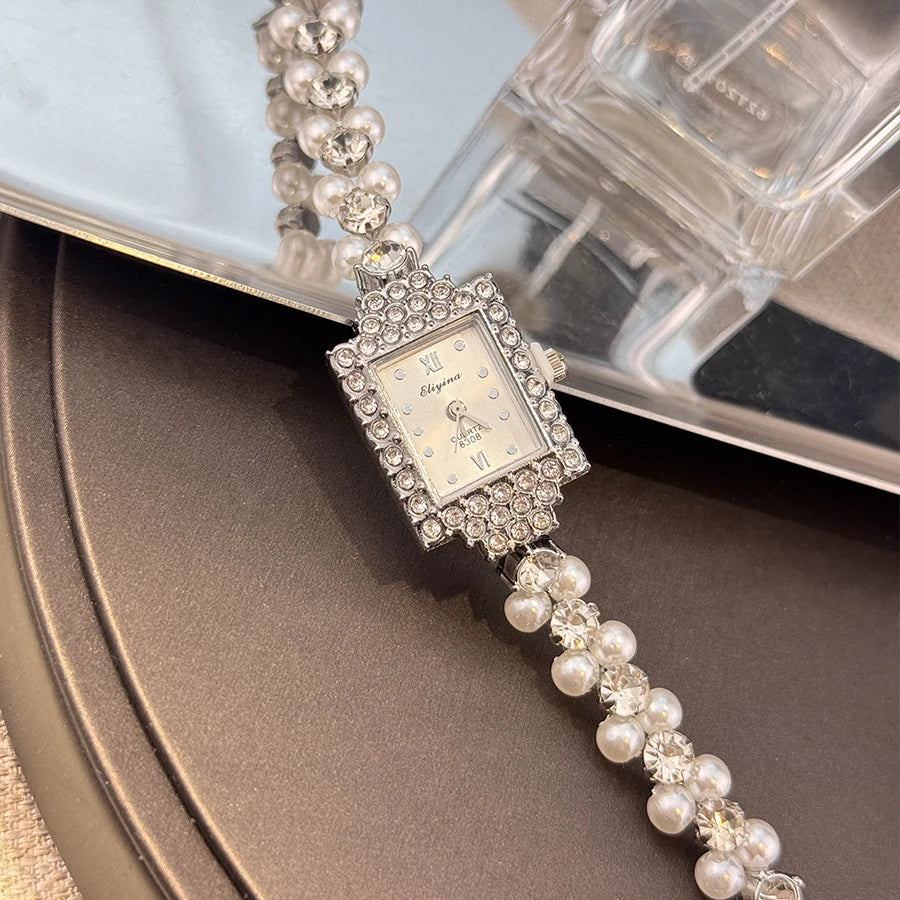 Montre  Double rangée exquis petite perle Bracelet montre carré incrusté de diamants lumière luxe dames montre à Quartz