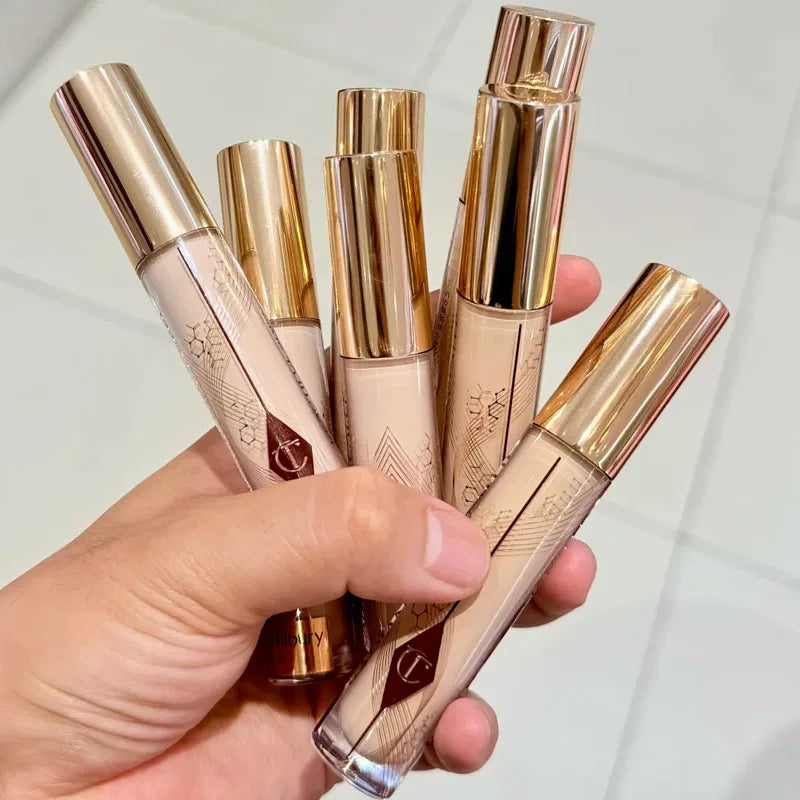 Charlotte Tilbury fond de teint liquide Super bouteille de broyage contrôle de l'huile embellissement de la peau imperméable résistant à la sueur Anti-frottement quotidien