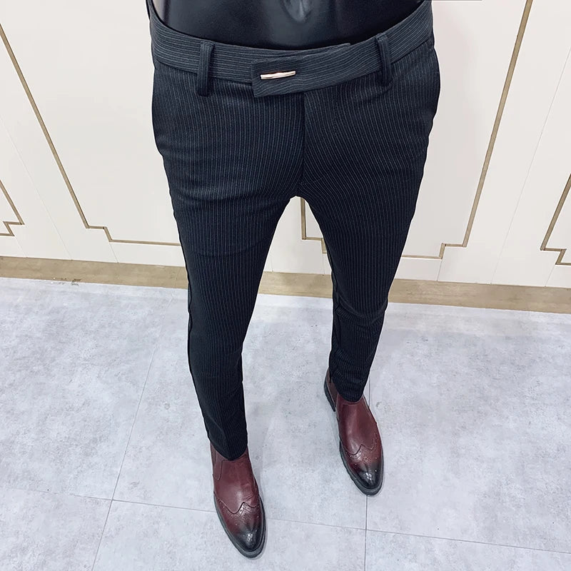 Mode rayé costume pantalon hommes coupe ajustée cheville serrée pantalon Social hommes bureau fête pantalon hommes affaires coupe ajustée robe pantalon