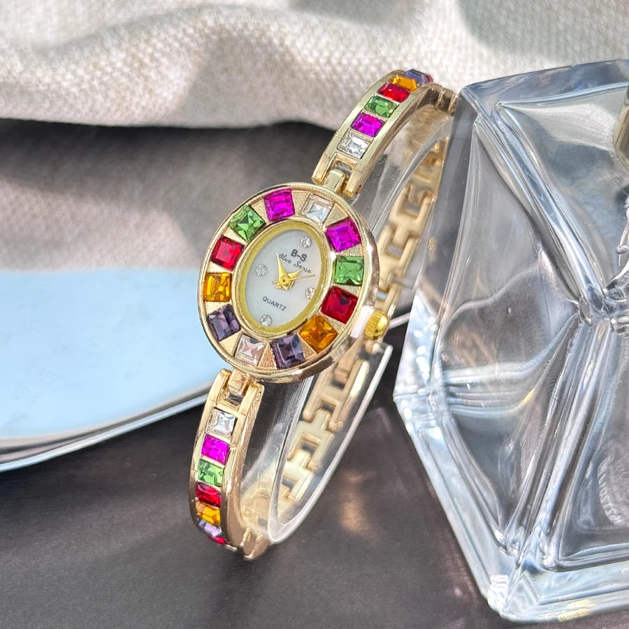 Couleur zircon avancé diamant montre pour femme niche bracelet bracelet petite montre à quartz exquise transfrontalière offre spéciale