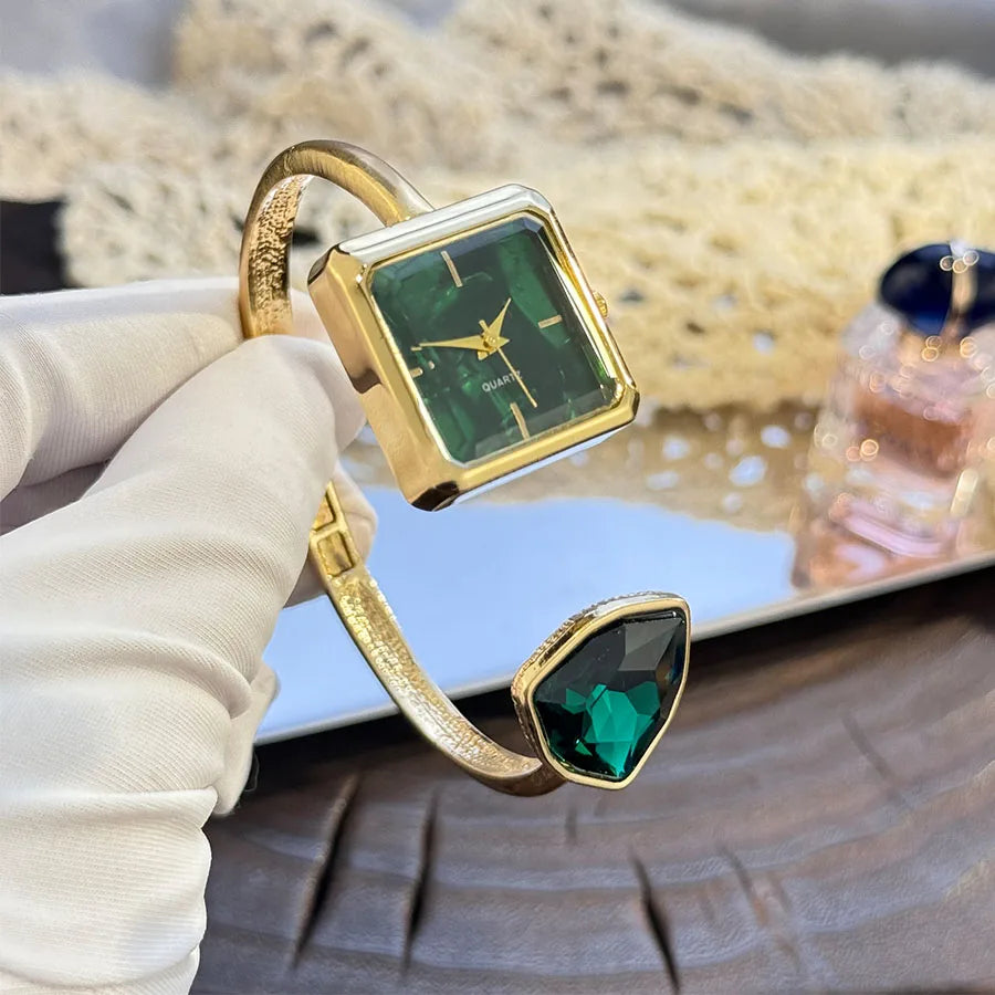 Nouvelle montre-Bracelet ouvert pour femme, forme assortie, couleur diamant, pierres précieuses, montre-Bracelet à Quartz haut de gamme, montre élégante pour paresseux