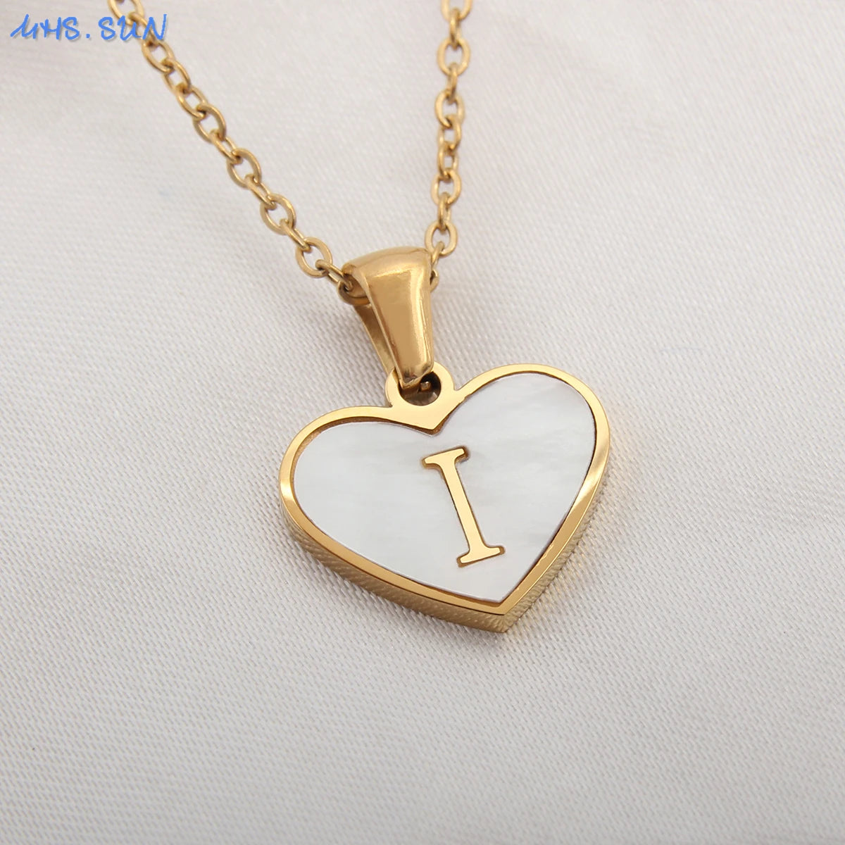 collier avec initiales en forme de cœur en acier inoxydable pour femmes et filles, plaqué or A-Z 26 lettres, pendentif ras du cou, bijoux cadeaux d'anniversaire
